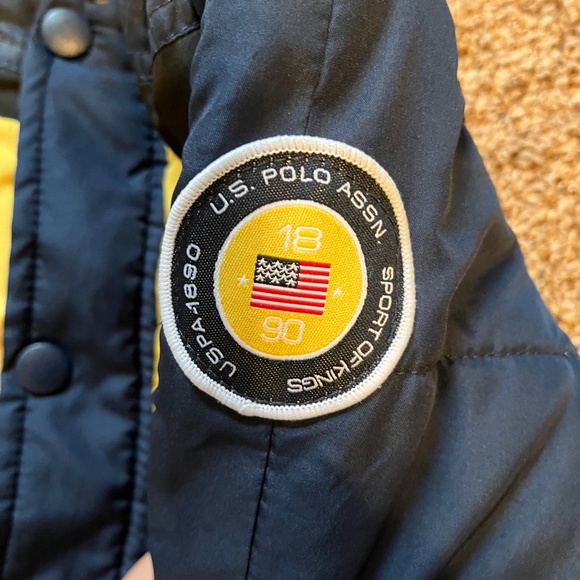 U.S. Polo Assn Fleece-Lined Baby Bunting / Snowsuit in Navy and Yellow, Size 12M - Picture 5 of 8